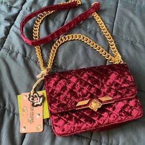 Dream Control Velvet Burgundy Quilted Crossbody NWT